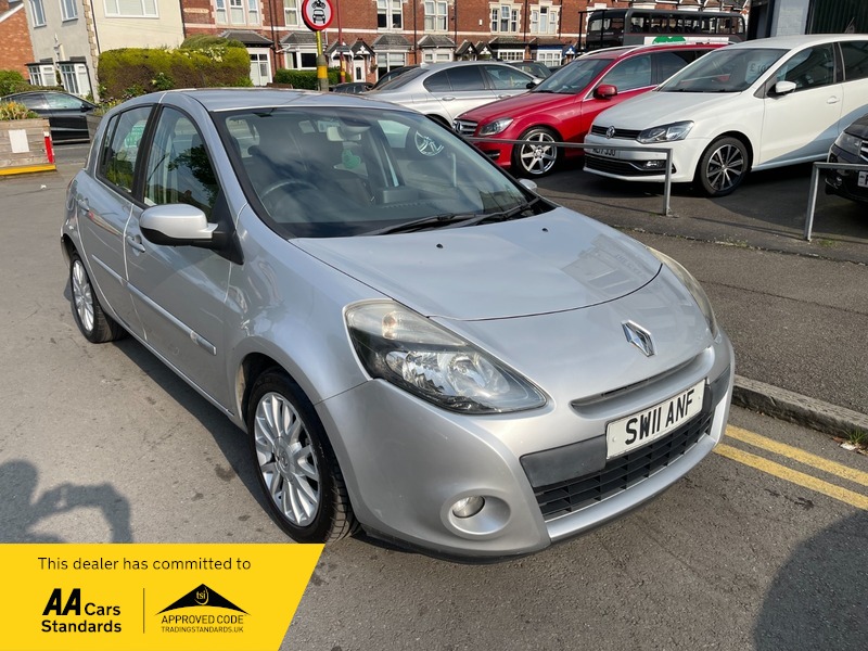 Used Renault Clio 2011 for sale - 76706580: Photo 2