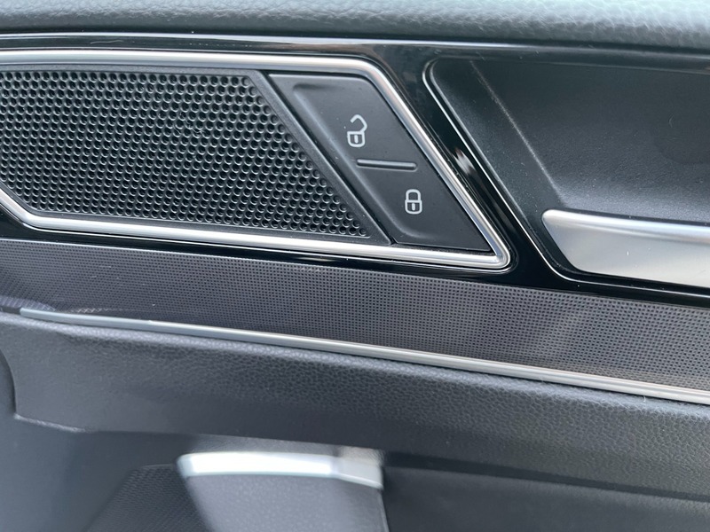 Used Volkswagen Passat 2016 for sale - 76706570: Photo 32