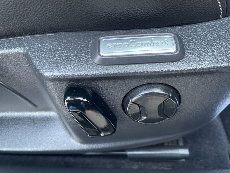 Used Volkswagen Passat 2016 for sale - 76706570: Photo 36