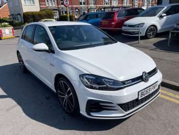Used Volkswagen Golf 2019 for sale - 74336797: Photo