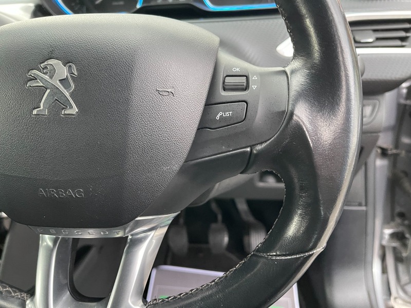 Used Peugeot 2008 2018 for sale - 76706544: Photo 30