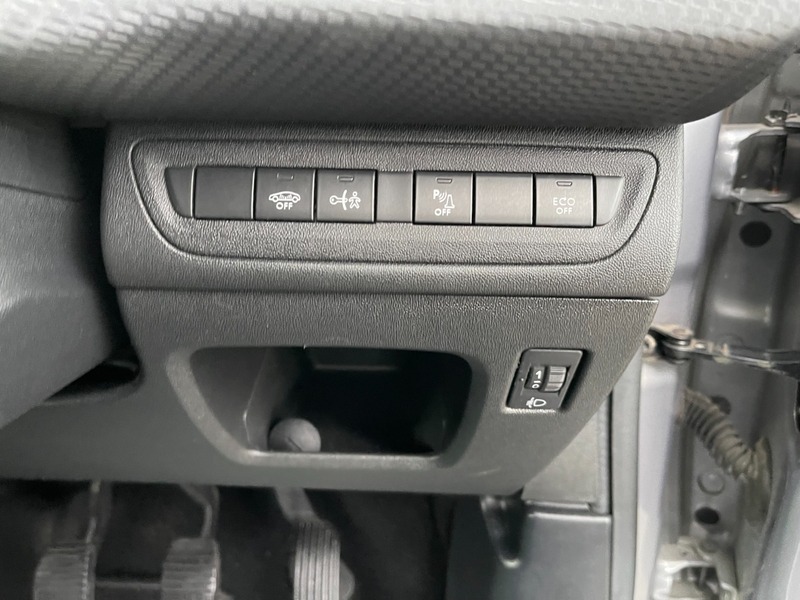 Used Peugeot 2008 2018 for sale - 76706544: Photo 33