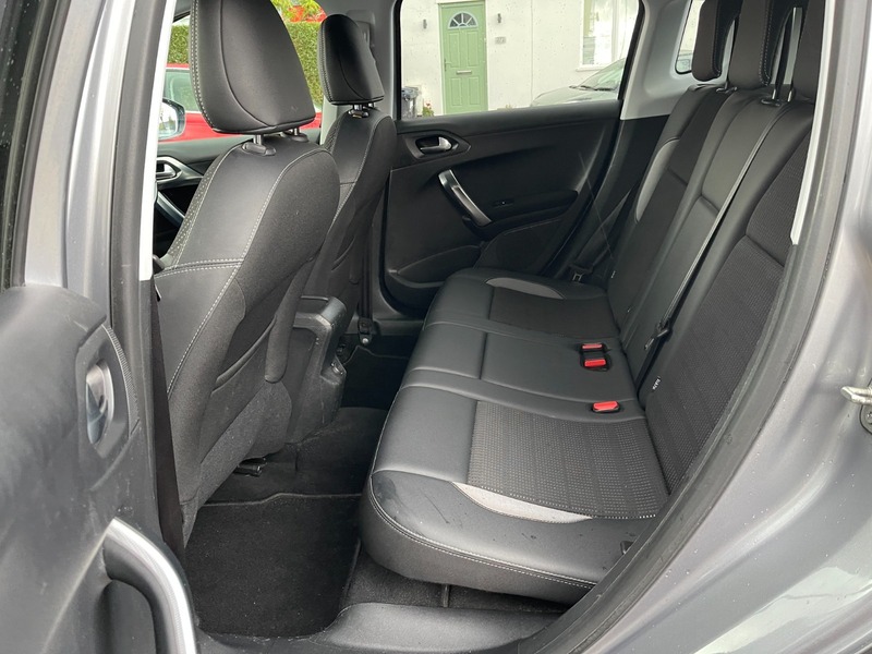 Used Peugeot 2008 2018 for sale - 76706544: Photo 37