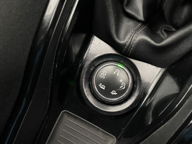 Used Peugeot 2008 2018 for sale - 76706544: Photo 45