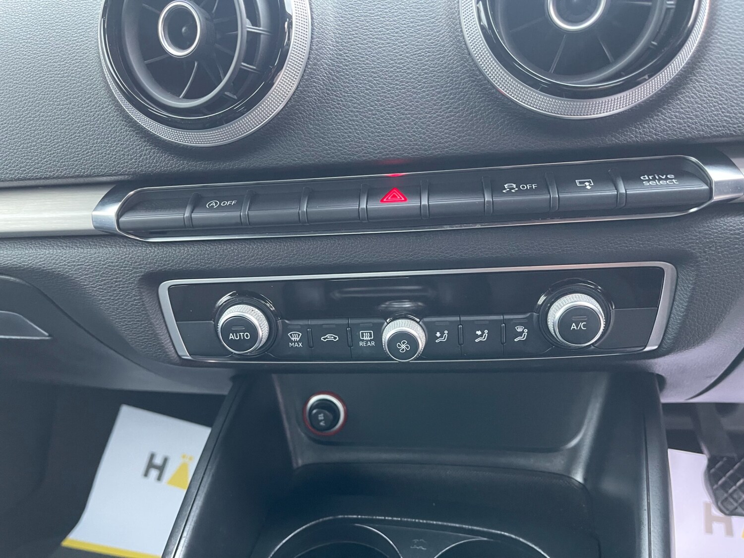 Used Audi A3 2015 for sale - 77814948: Photo 28