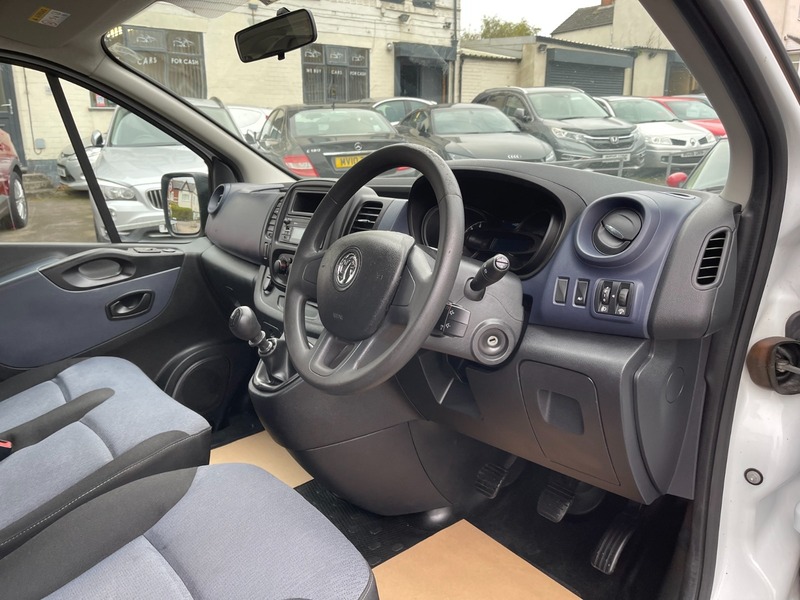 Used Vauxhall Vivaro 2017 for sale - 76706557: Photo 28