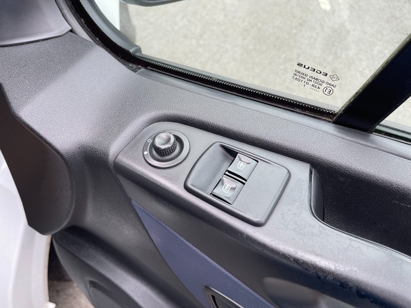 Used Vauxhall Vivaro 2017 for sale - 76706557: Photo 29