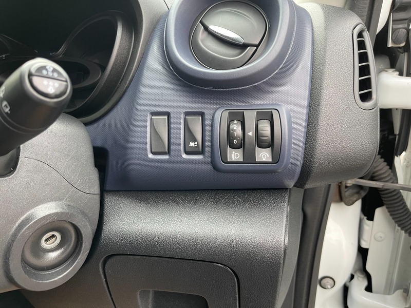 Used Vauxhall Vivaro 2017 for sale - 76706557: Photo 30