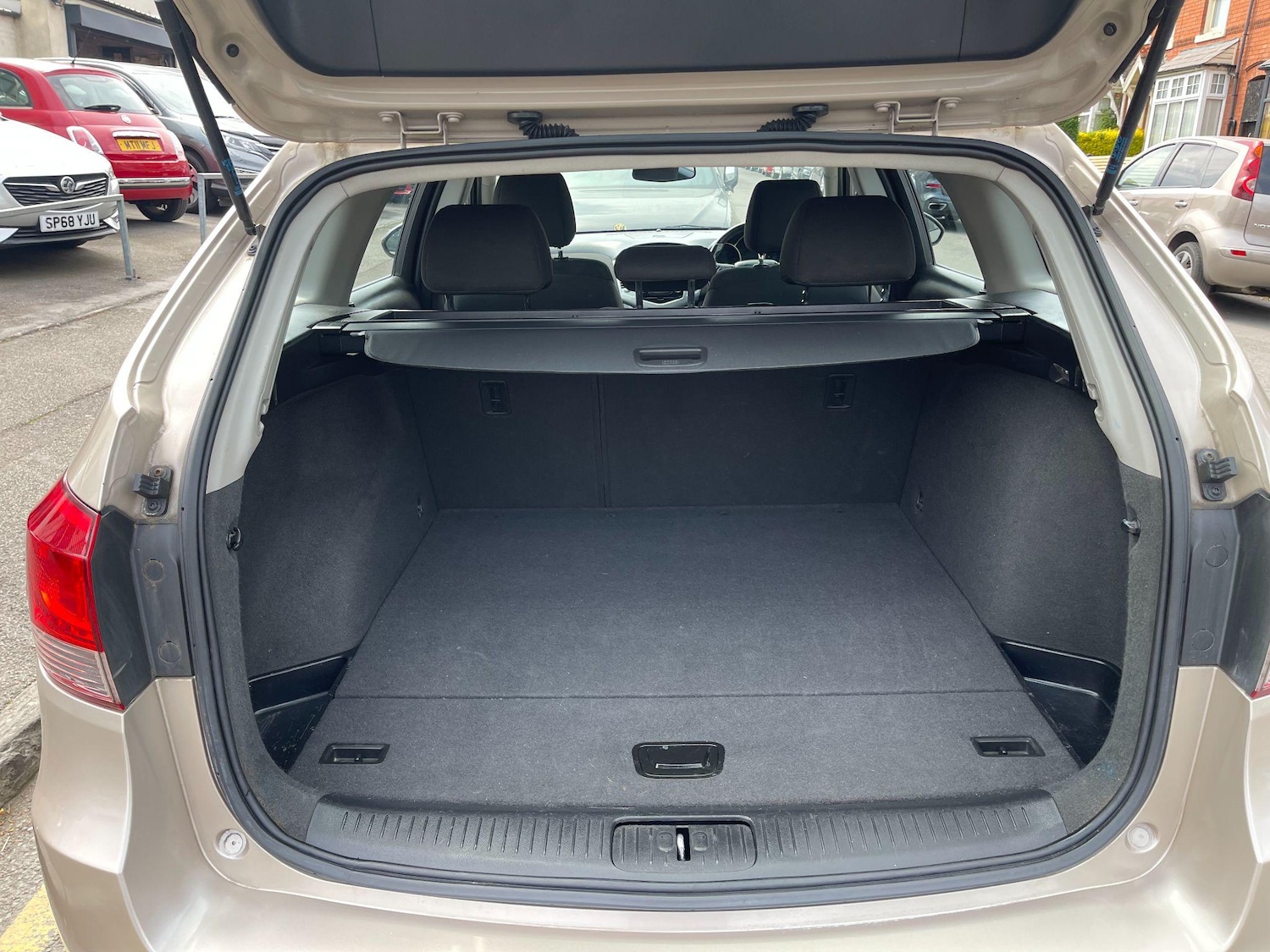 Used Chevrolet Cruze 2013 for sale - 76597370: Photo 23