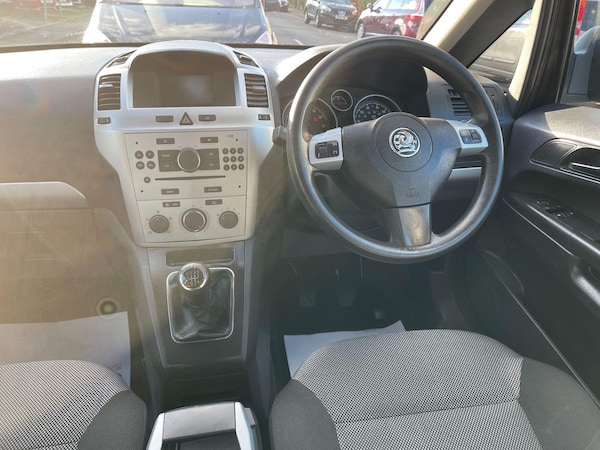 Used Vauxhall Zafira 2010 for sale - 75298054: Photo 27