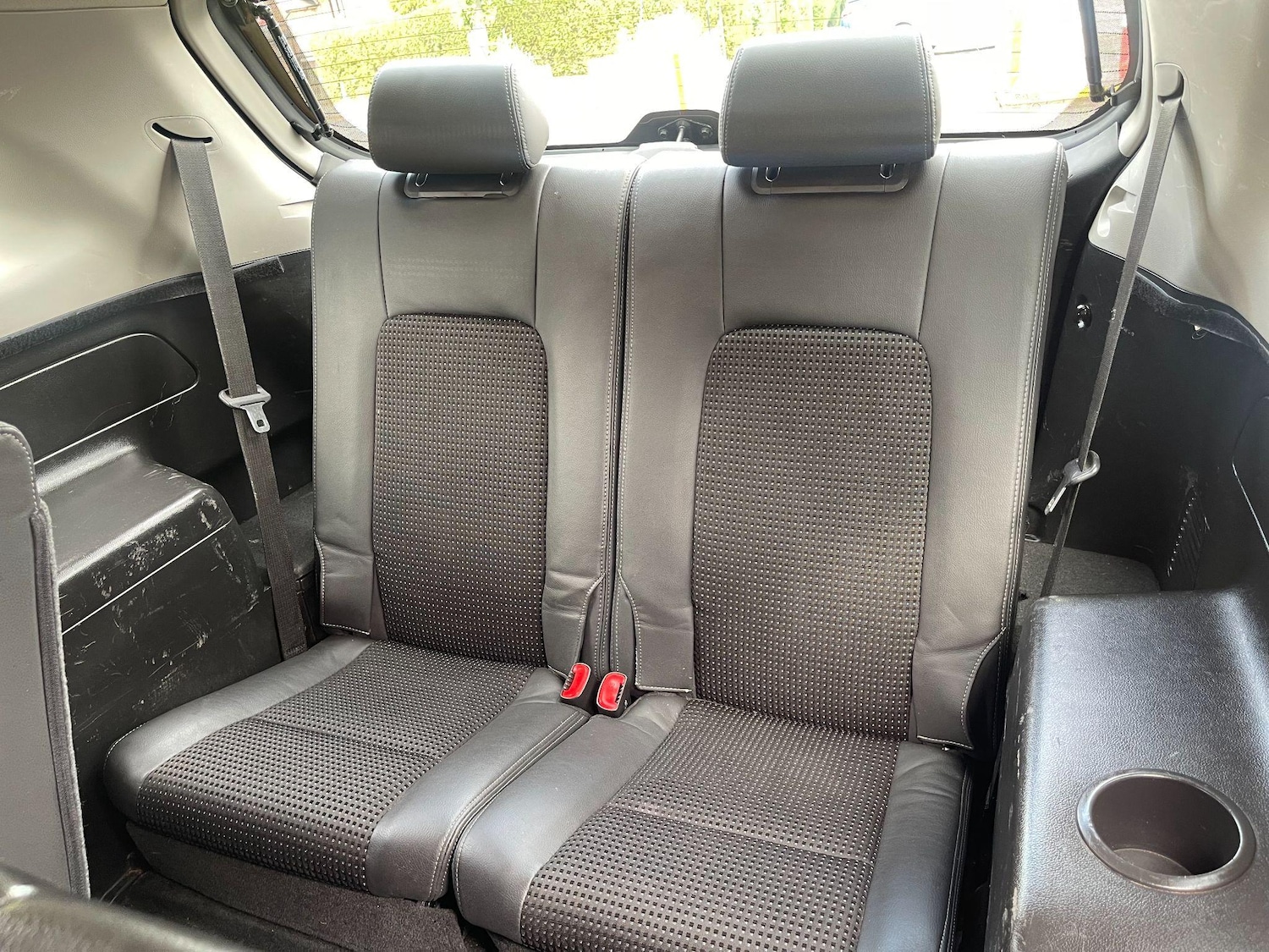 Vehicle 35