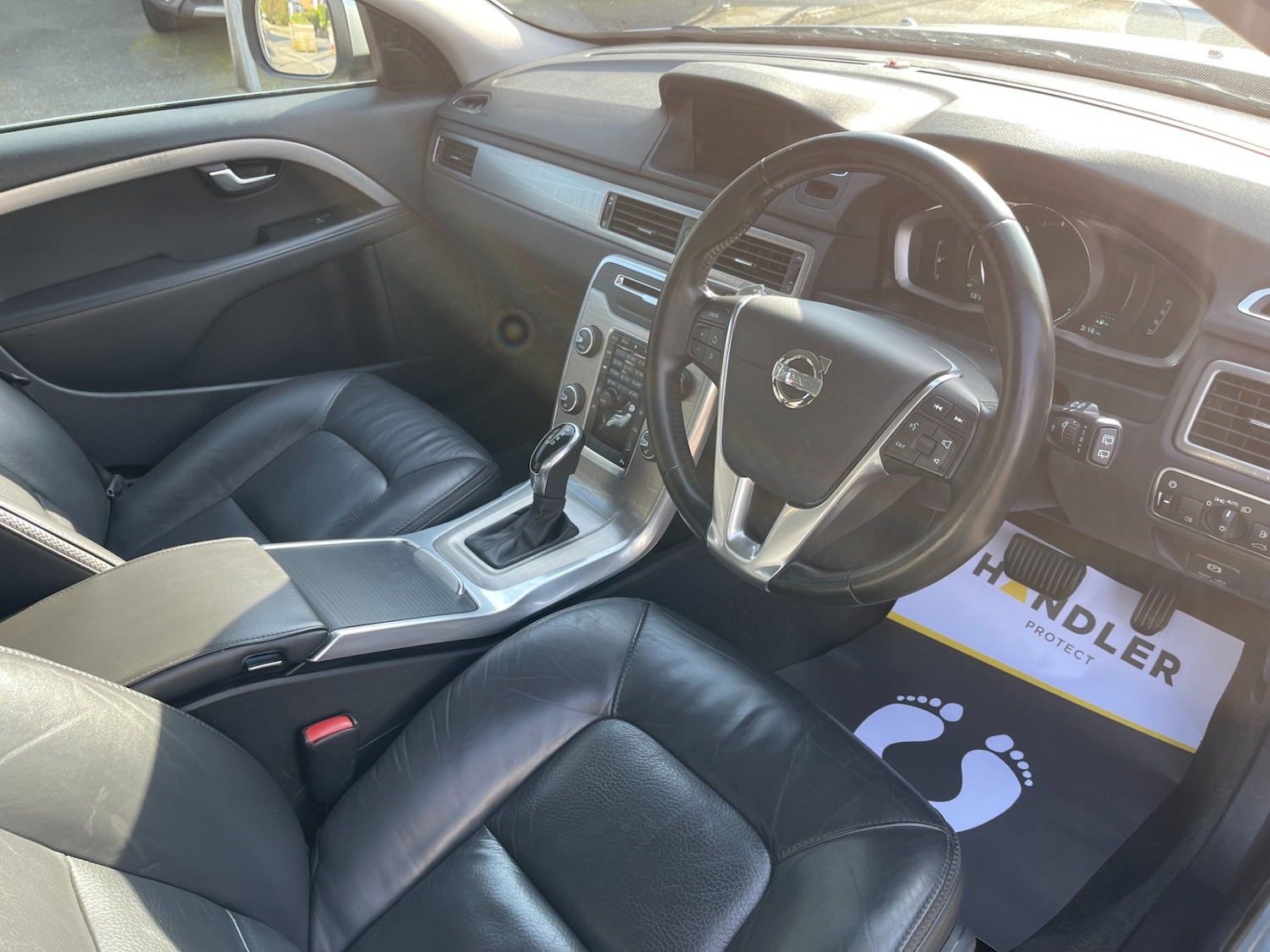 Used Volvo XC70 2013 for sale - 77950548: Photo 24