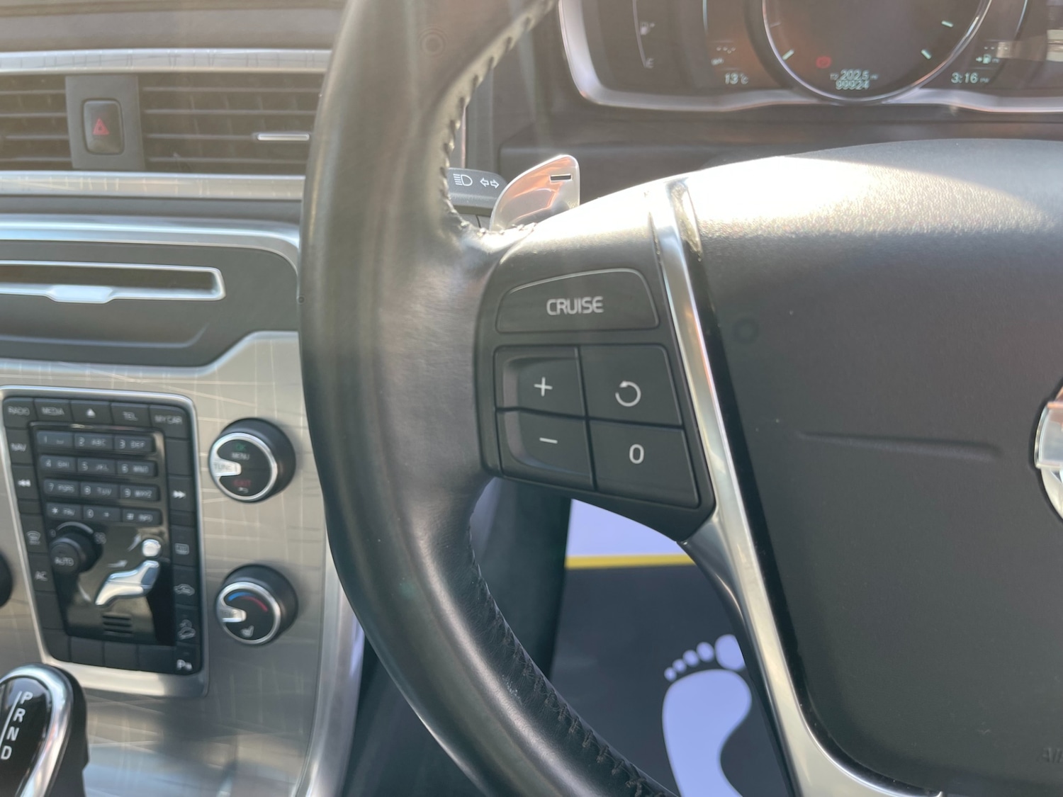 Used Volvo XC70 2013 for sale - 77950548: Photo 33