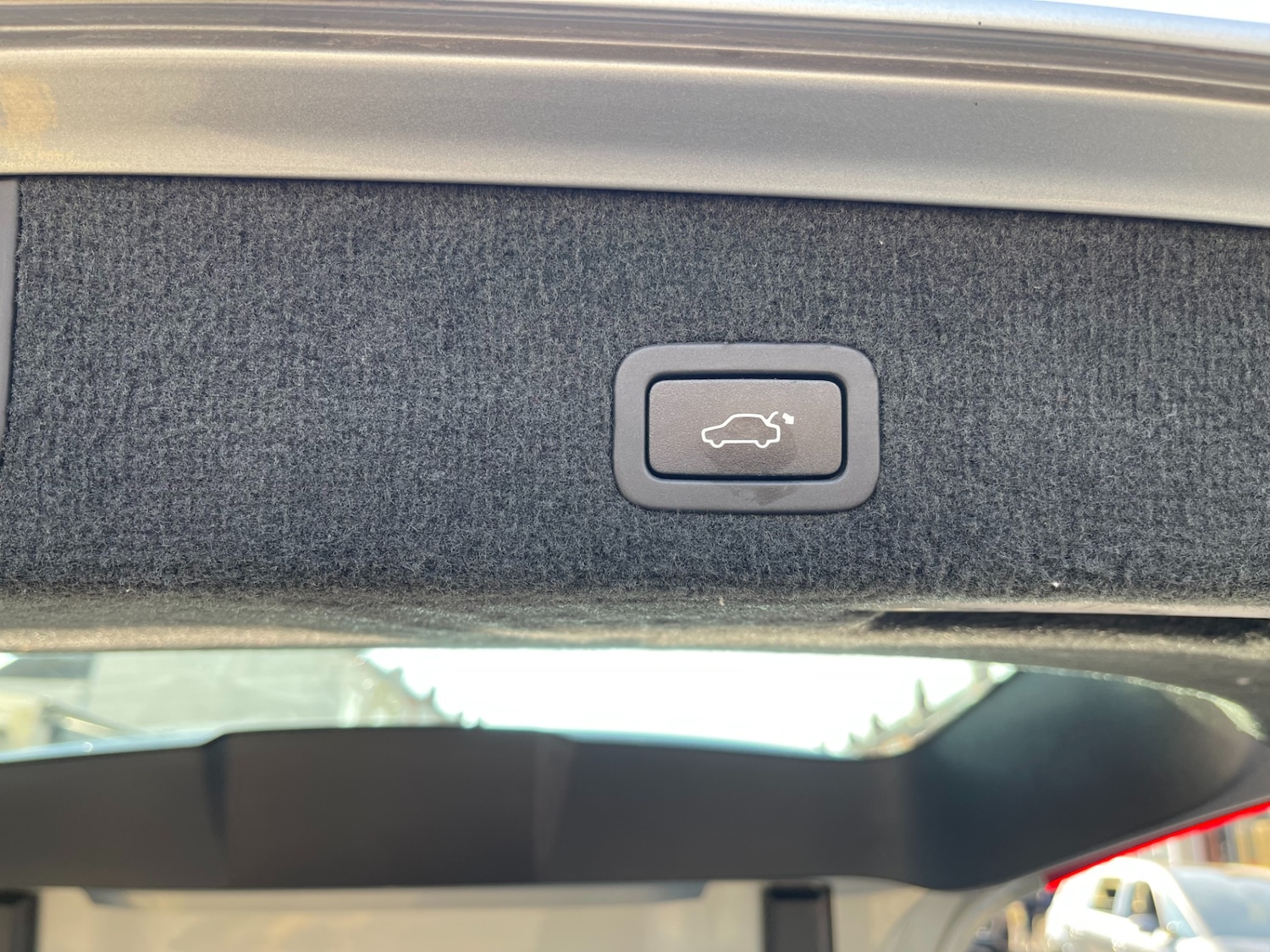 Used Volvo XC70 2013 for sale - 77950548: Photo 37