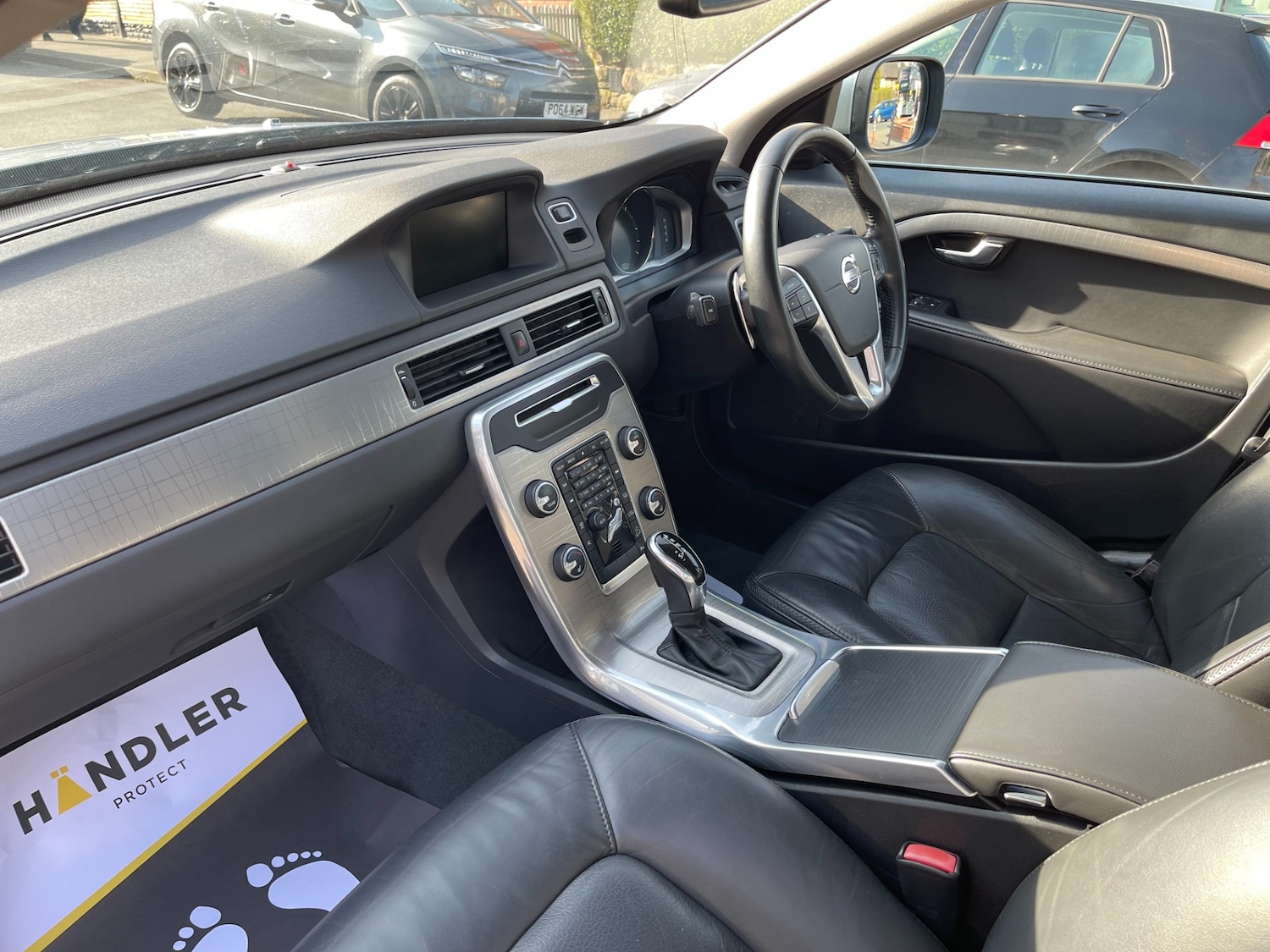 Used Volvo XC70 2013 for sale - 77950548: Photo 41