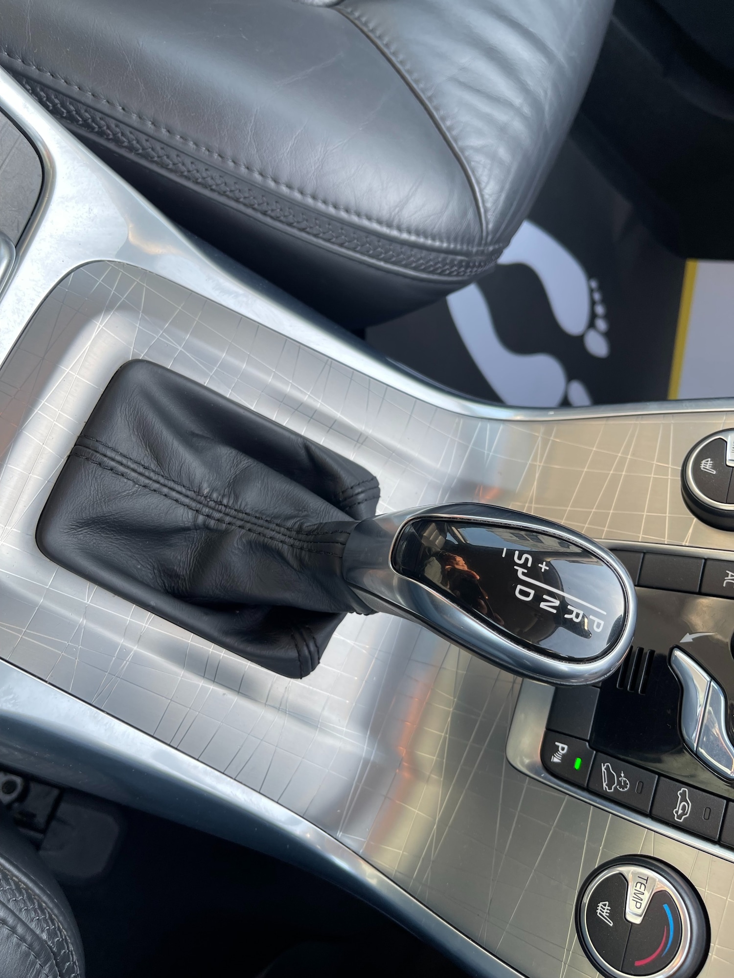 Used Volvo XC70 2013 for sale - 77950548: Photo 44