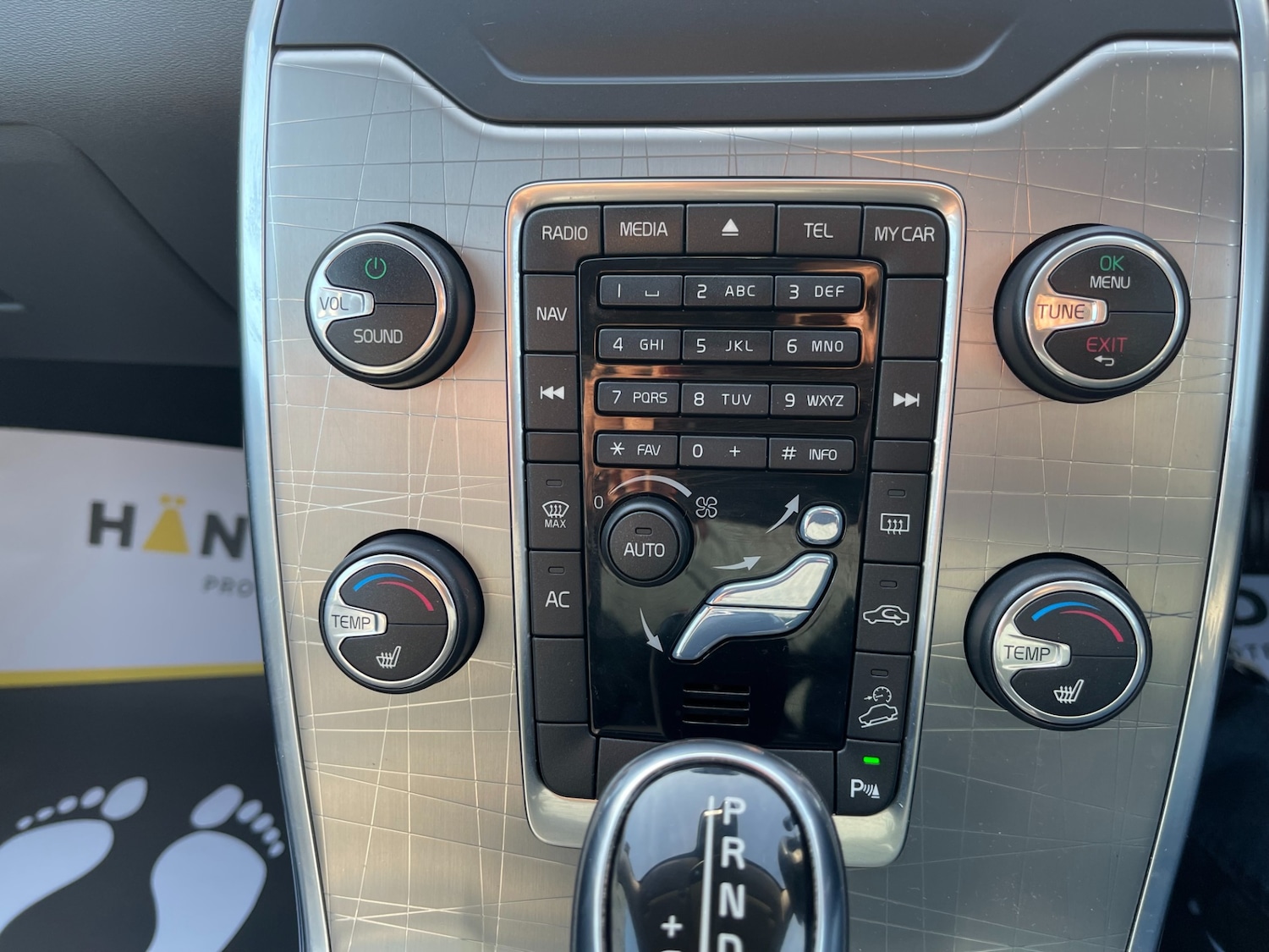 Used Volvo XC70 2013 for sale - 77950548: Photo 45