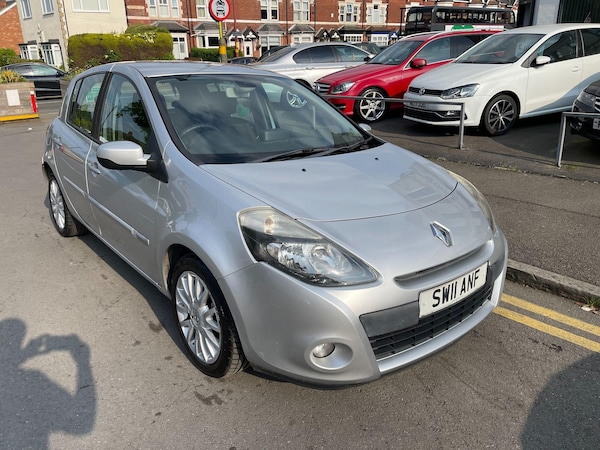 Used Renault Clio 2011 for sale - 74564734: Photo 2