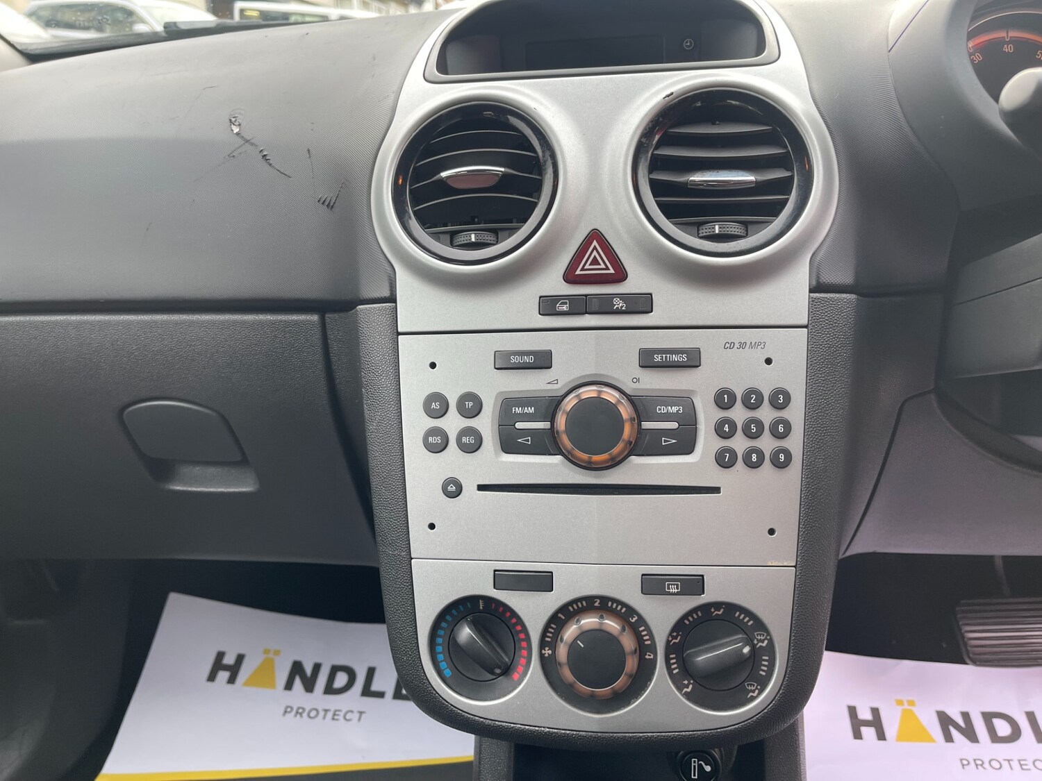 Used Vauxhall Corsa 2007 for sale - 78210294: Photo 24