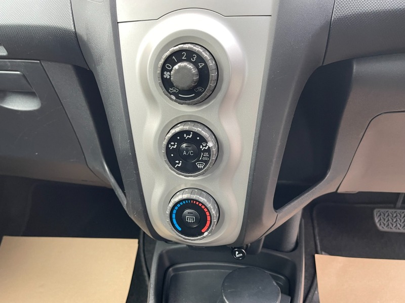 Used Toyota Yaris 2007 for sale - 76910809: Photo 28