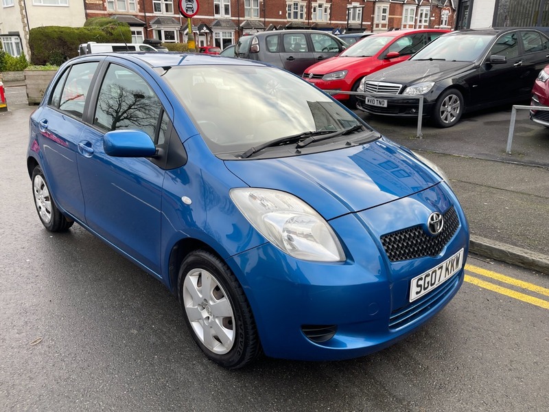 Used Toyota Yaris 2007 for sale - 76910809: Photo 4