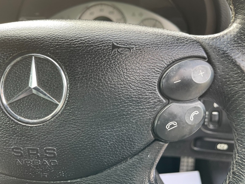 Used Mercedes-Benz CLK 2009 for sale - 76706522: Photo 24