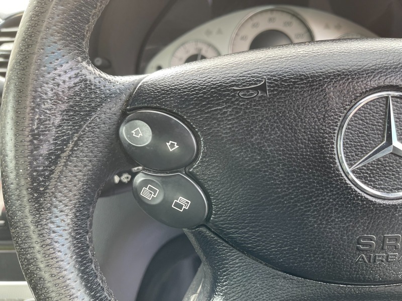 Used Mercedes-Benz CLK 2009 for sale - 76706522: Photo 25