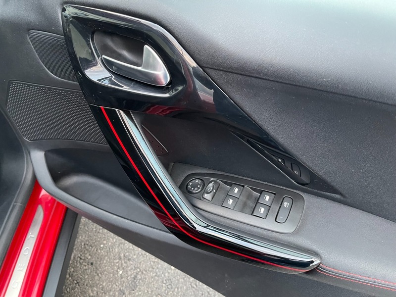 Used Peugeot 2008 2017 for sale - 76706521: Photo 25