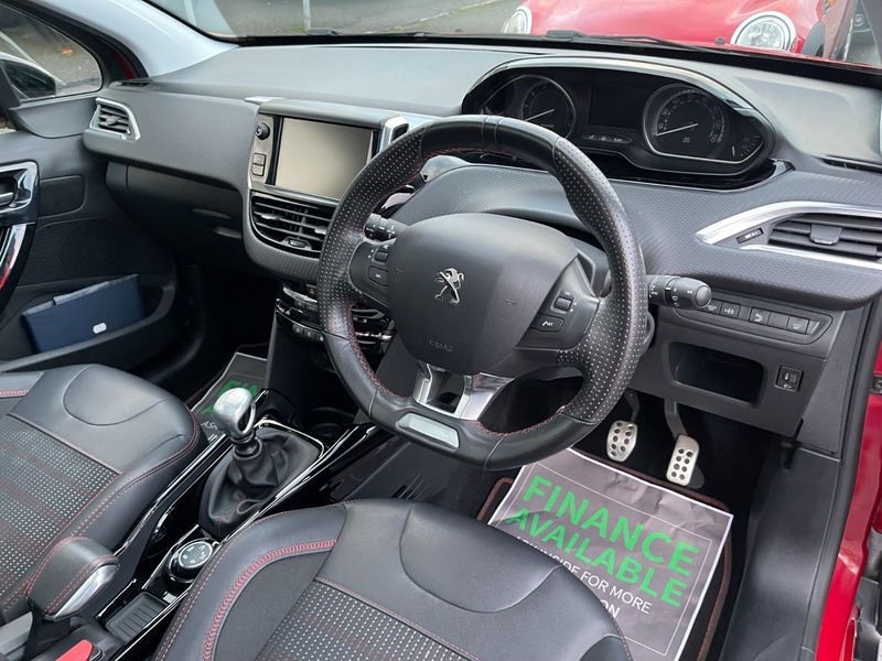 Used Peugeot 2008 2017 for sale - 76706521: Photo 28