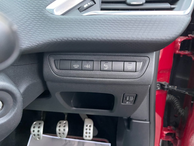 Used Peugeot 2008 2017 for sale - 76706521: Photo 30