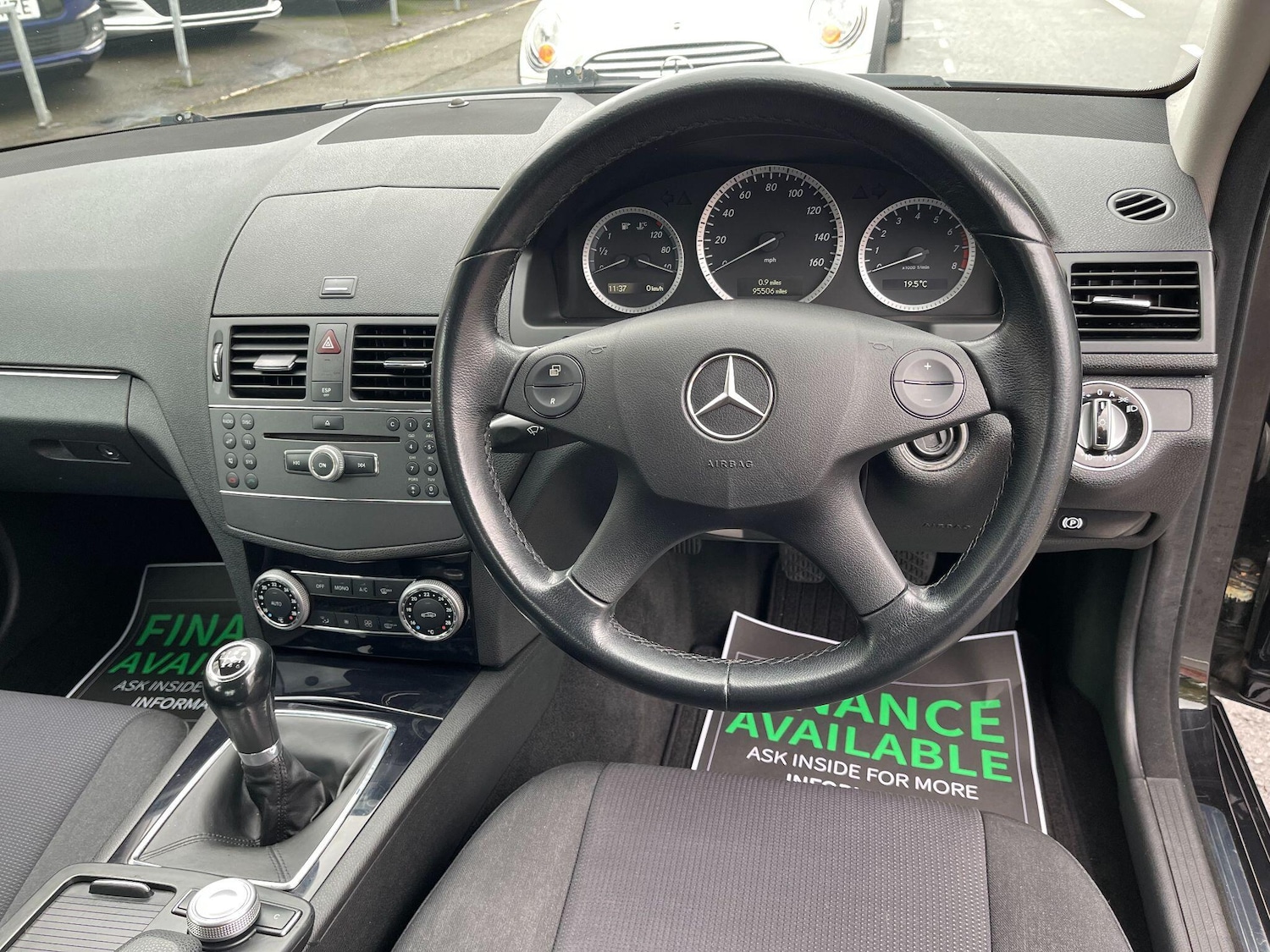 Used Mercedes-Benz C-Class 2010 for sale - 76001347: Photo 26