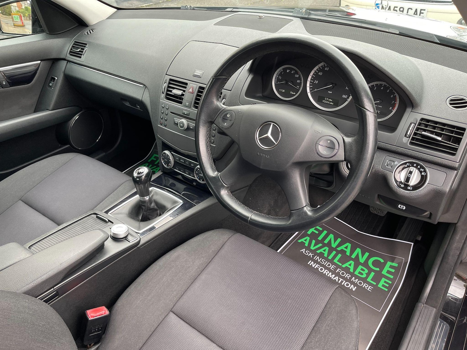 Used Mercedes-Benz C-Class 2010 for sale - 76001347: Photo 27
