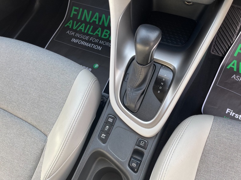 Used Toyota Yaris 2021 for sale - 76706526: Photo 34