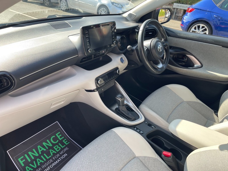 Used Toyota Yaris 2021 for sale - 76706526: Photo 41