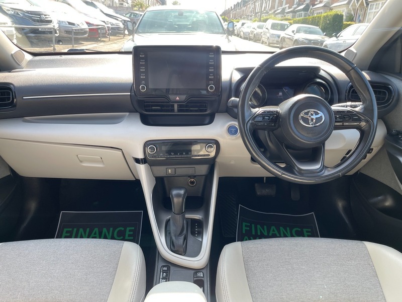 Used Toyota Yaris 2021 for sale - 76706526: Photo 42