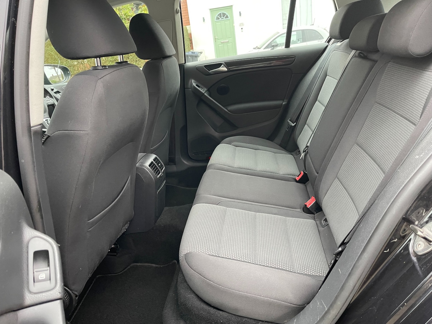 Used Volkswagen Golf 2011 for sale - 77889247: Photo 32