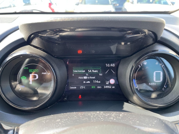 Used Toyota Yaris 2021 for sale - 75388029: Photo 27