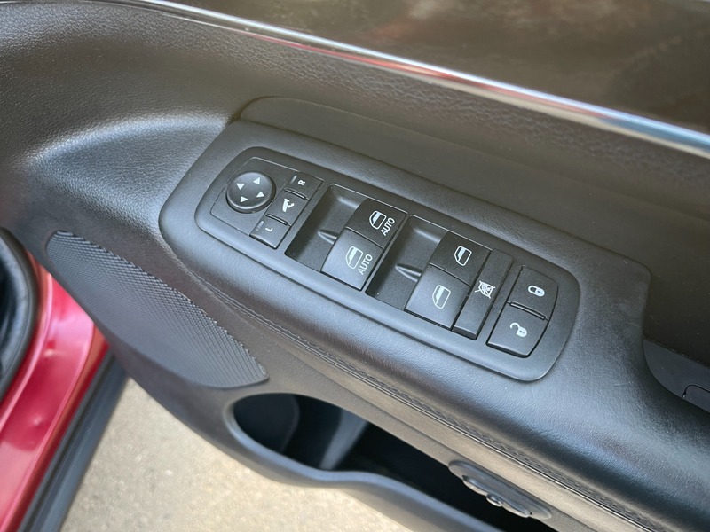 Used Jeep Grand Cherokee 2012 for sale - 76706533: Photo 27