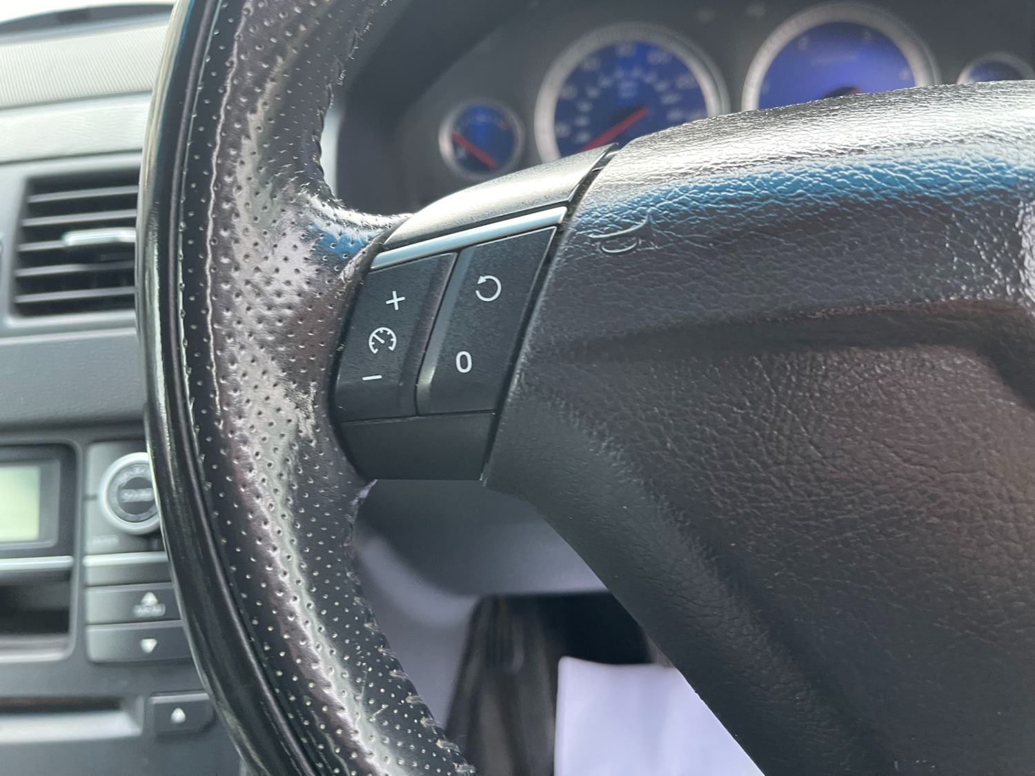 Used Volvo XC90 2009 for sale - 76831933: Photo 30