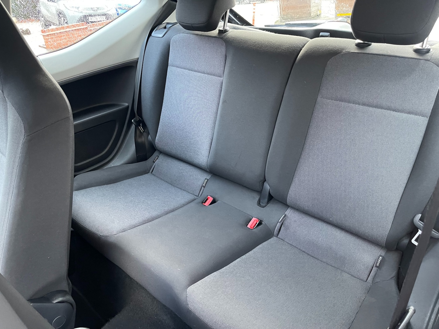 Used Volkswagen up! 2014 for sale - 76734643: Photo 32