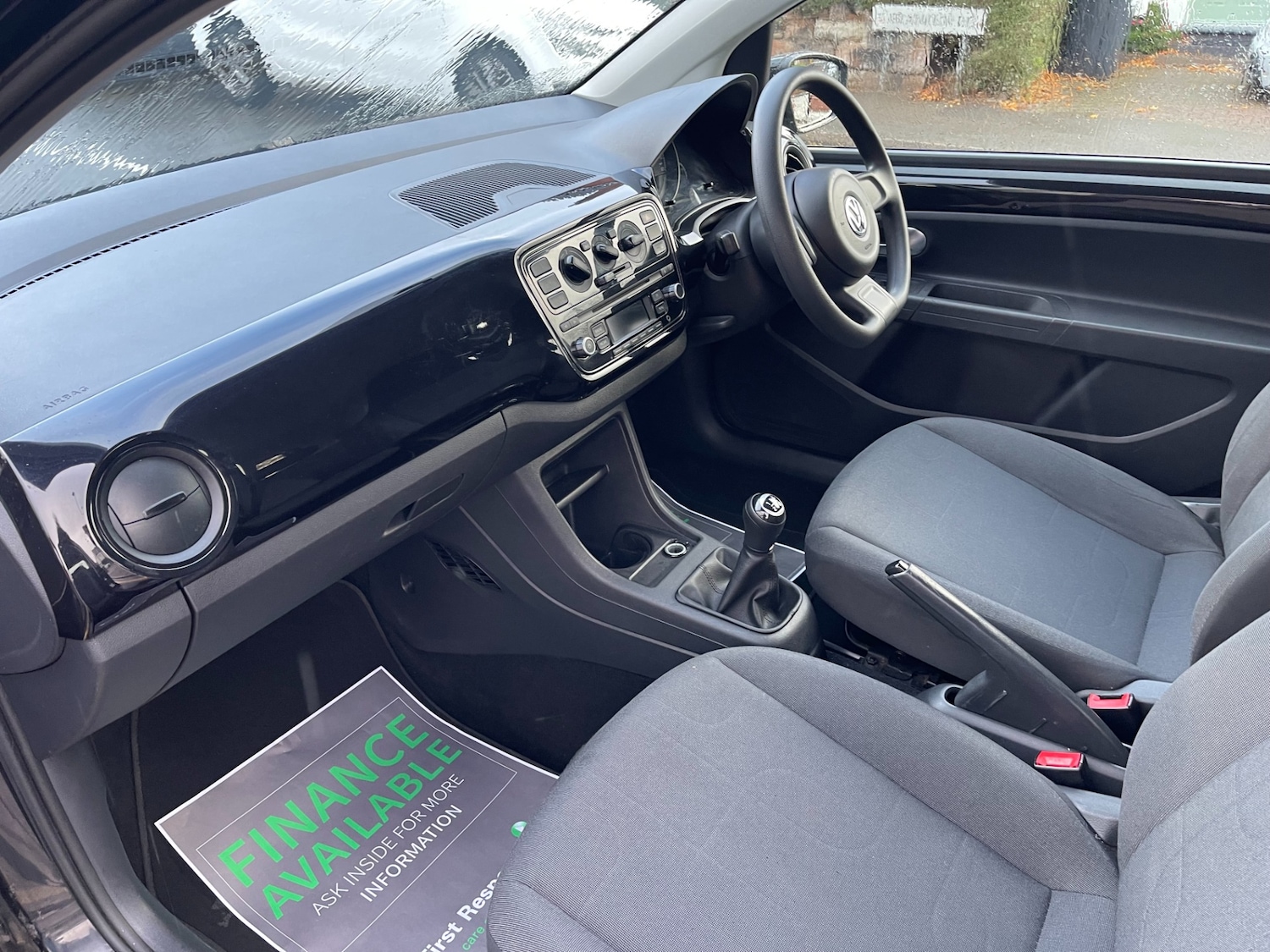 Used Volkswagen up! 2014 for sale - 76734643: Photo 34