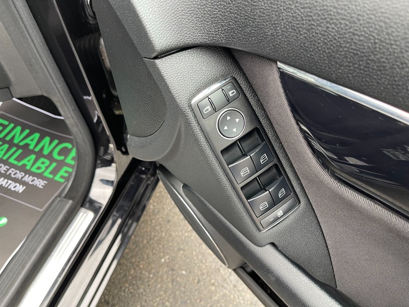 Used Mercedes-Benz C Class 2010 for sale - 76706547: Photo 27