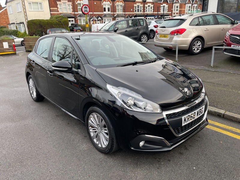 Used Peugeot 208 2018 for sale - 77200997: Photo 7
