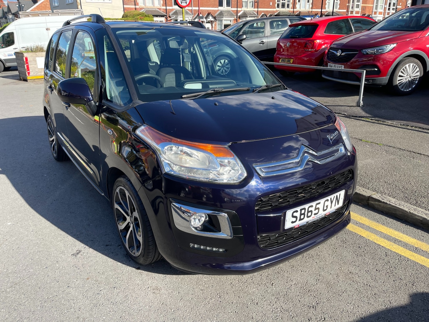 Used Citroen C3 Picasso 2015 for sale - 77746174: Photo 2