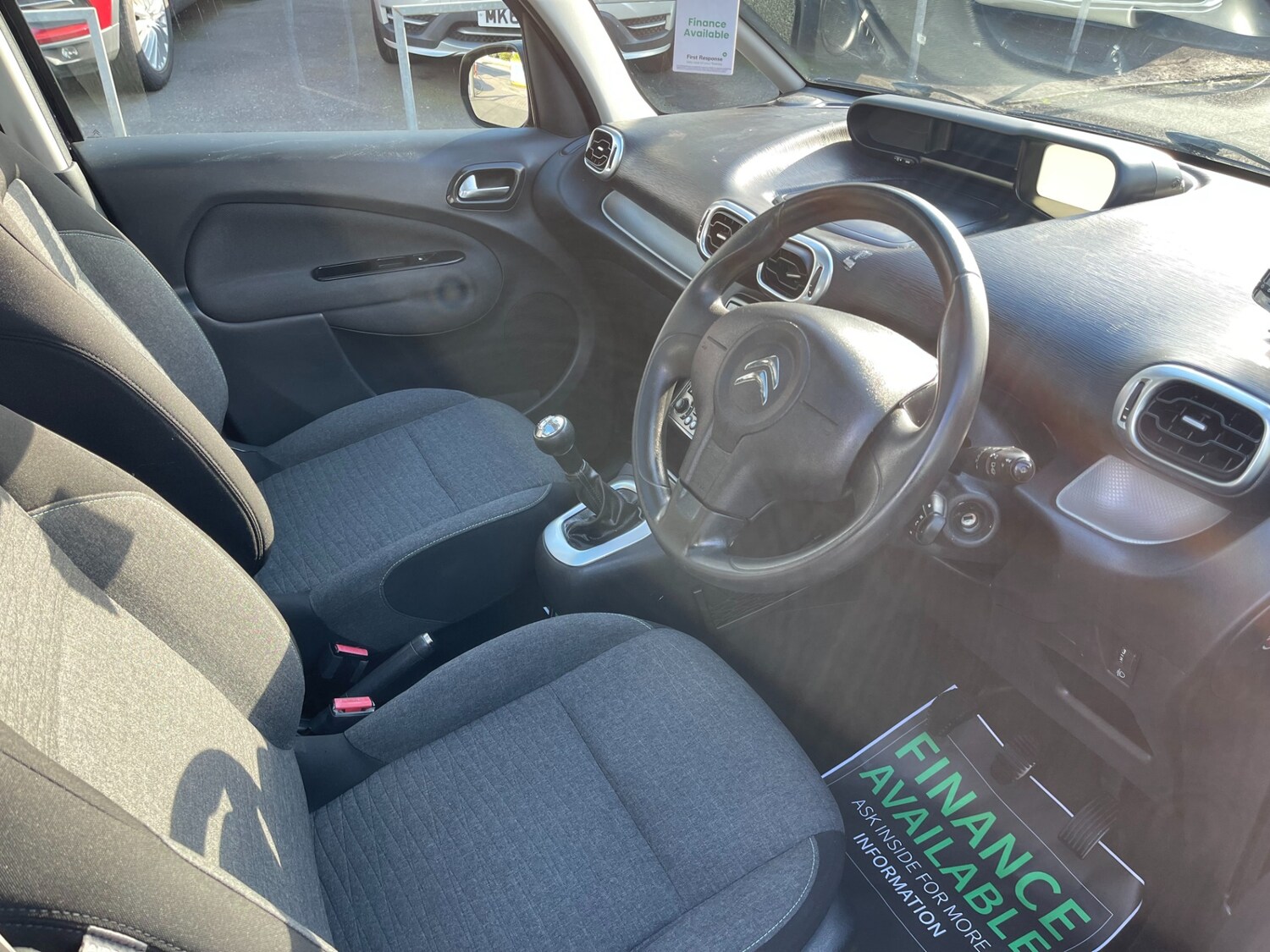 Used Citroen C3 Picasso 2015 for sale - 77746174: Photo 25