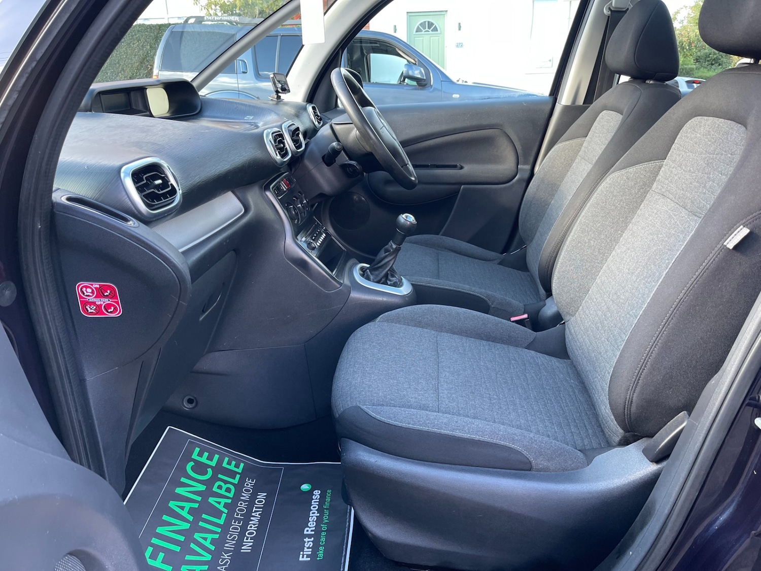 Used Citroen C3 Picasso 2015 for sale - 77746174: Photo 30