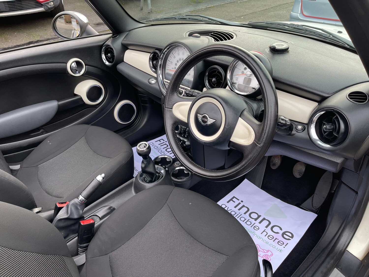 Used MINI Convertible 2012 for sale - 77195710: Photo 19