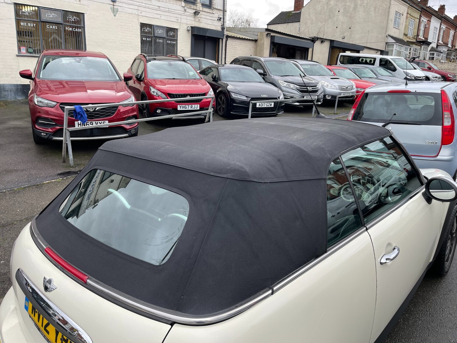 Used MINI Convertible 2012 for sale - 77195710: Photo 40