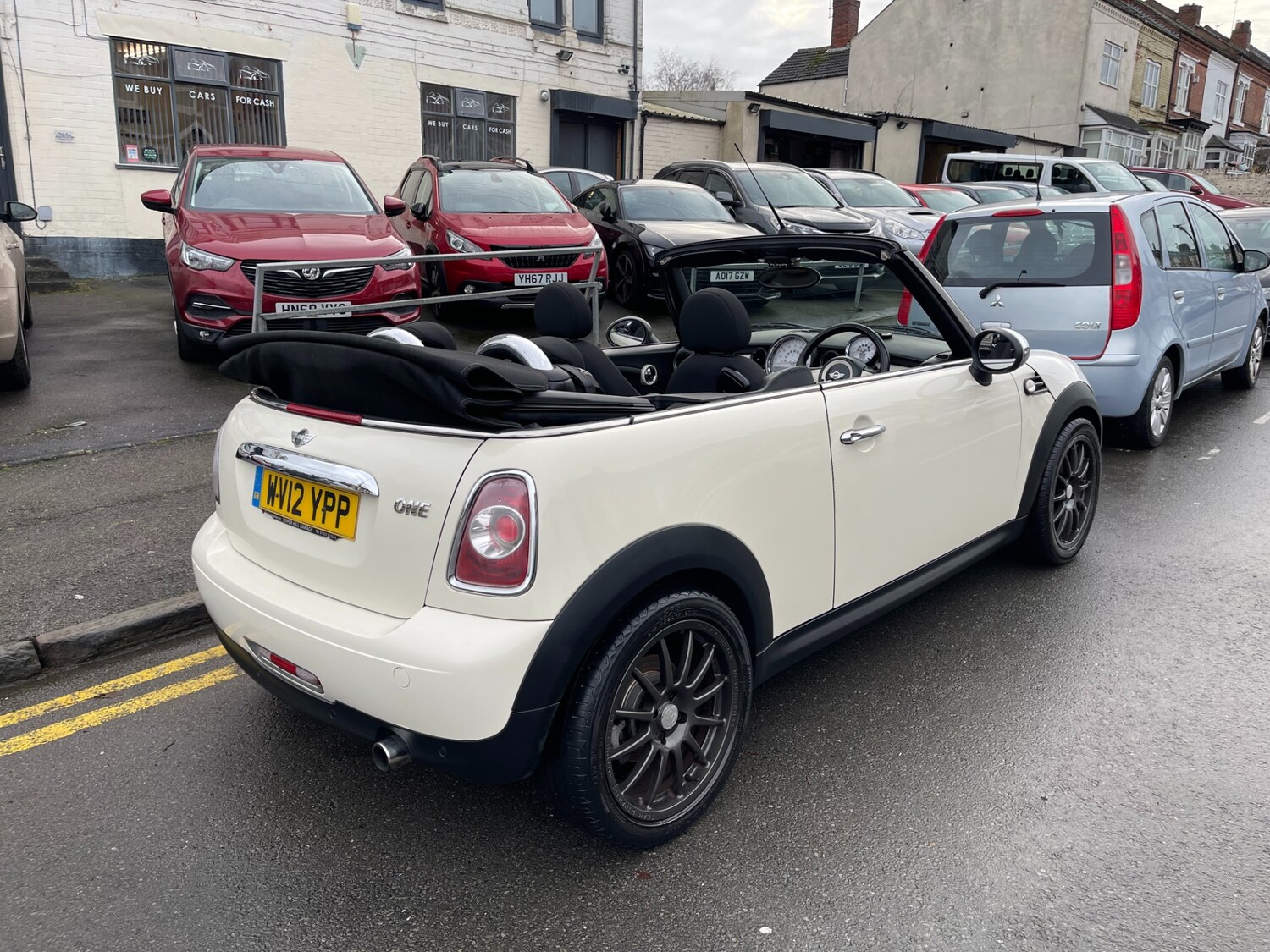 Used MINI Convertible 2012 for sale - 77195710: Photo 8