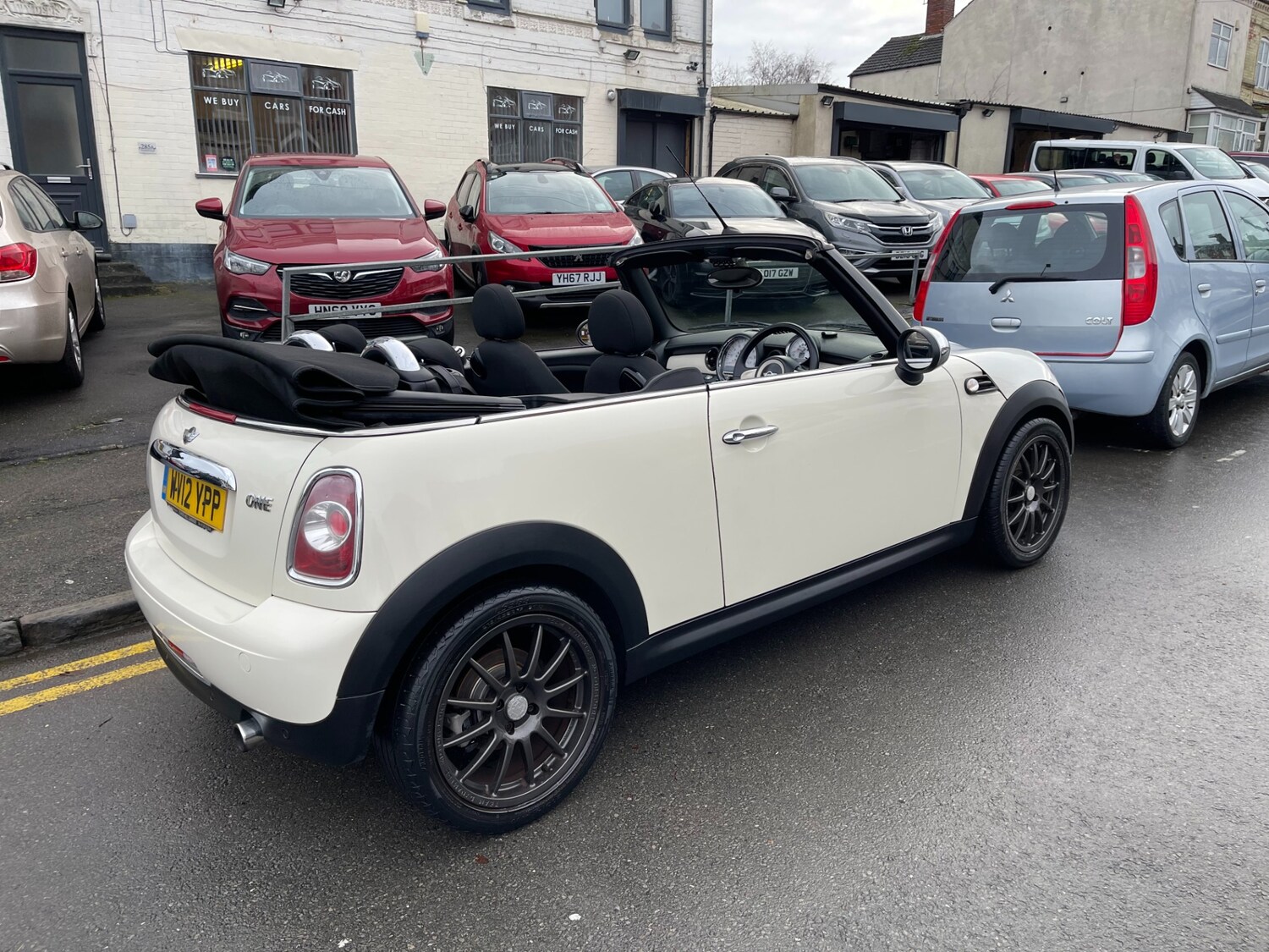 Used MINI Convertible 2012 for sale - 77195710: Photo 9